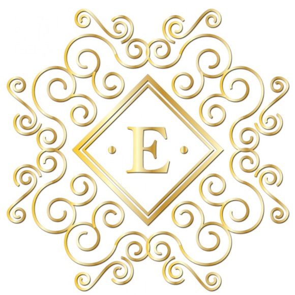 Meet your Posher, Erica - Picture 1 of 1